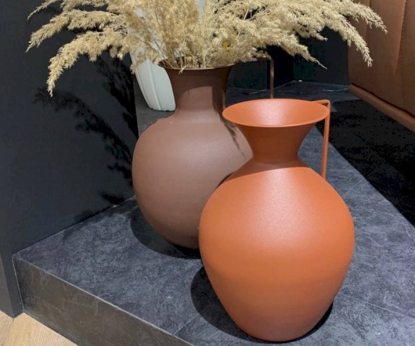 Декоративные вазы Natuzzi